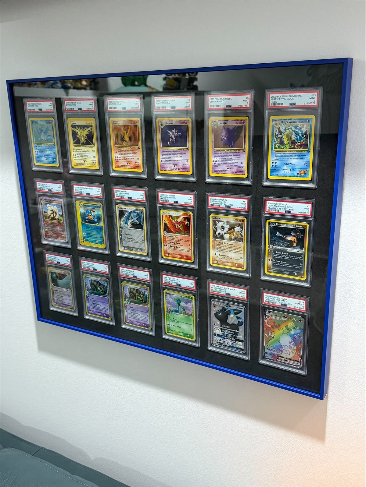 How to Make a Lorcana Trading Card Wall Display: DIY Ideas, Materials and Layouts